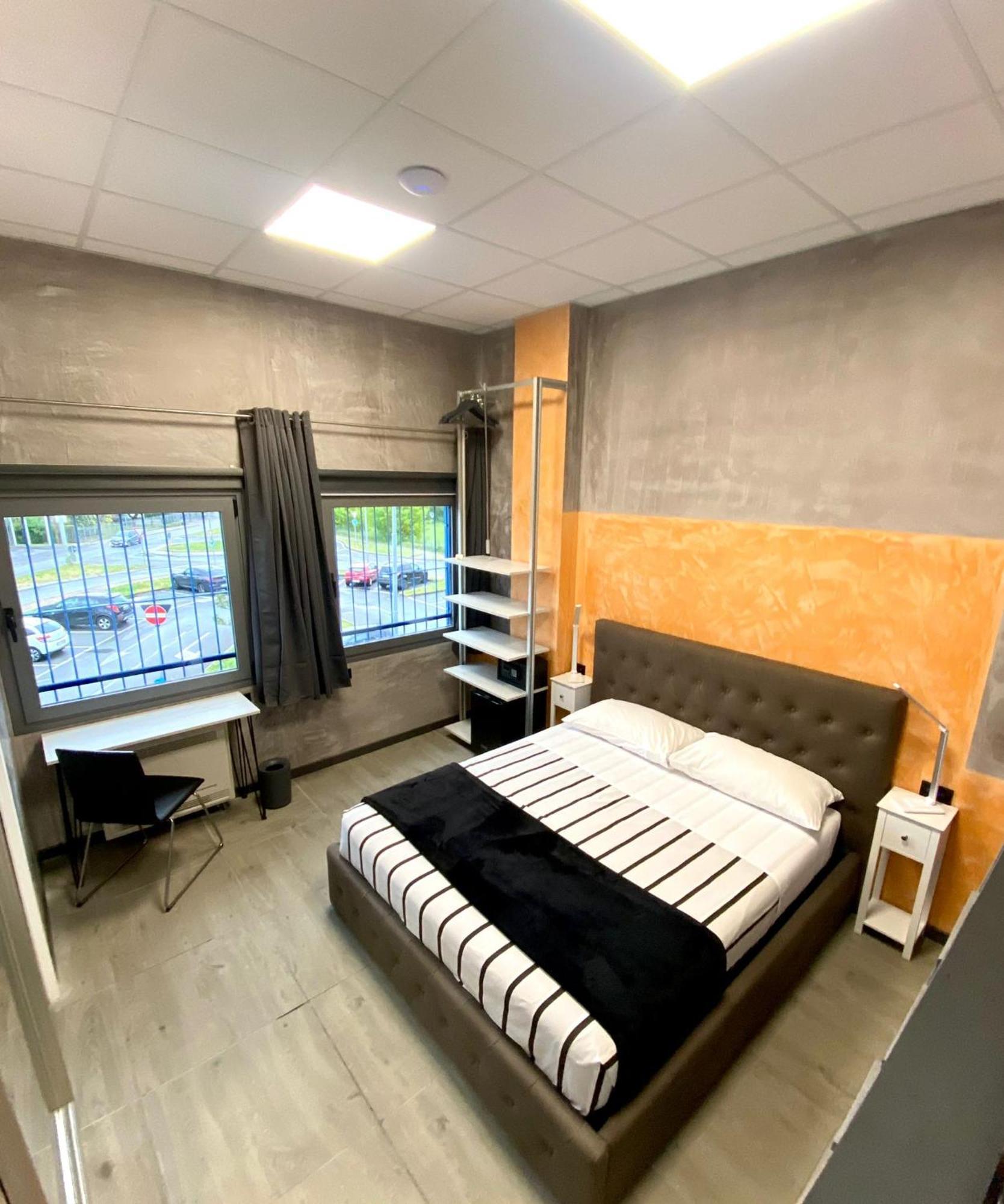 Hotel Tech Brembate Exterior foto
